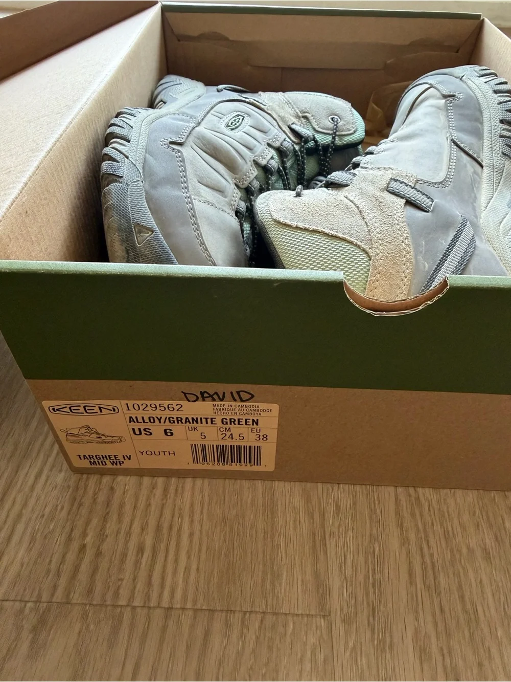 Keen Boy’s 6 Targhee IV mid WP, Mid-Height Hiking Boots